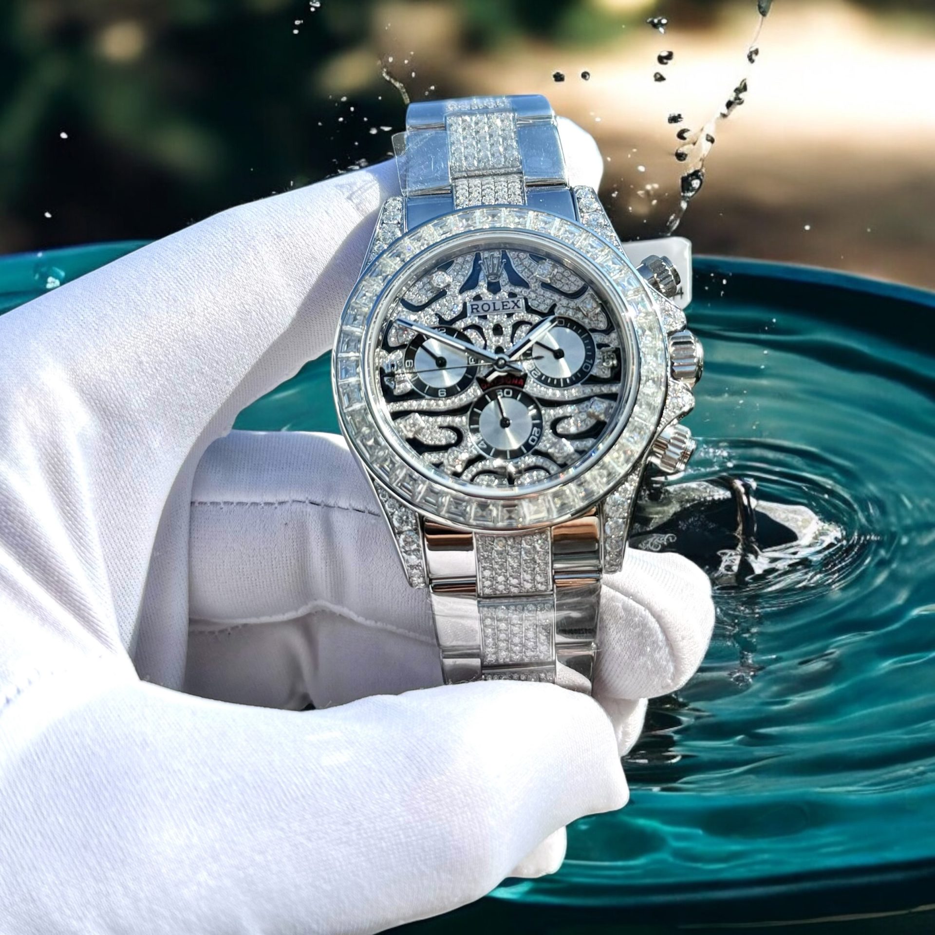 Đồng Hồ Rolex Chế Tác Moissanite Cosmograph Daytona Eye Of The Tiger 40mm (1)