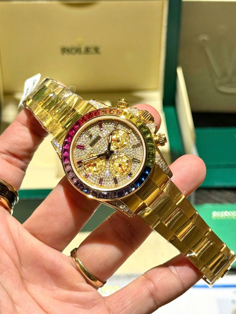 Đồng Hồ Rolex Daytona 116598RBOW Chế Tác Bọc Vàng Đính Đá Quý Tổng Hợp 40mm (1)