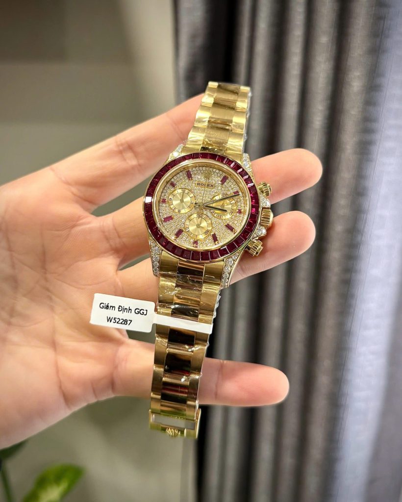 Đồng Hồ Rolex Daytona 126598TRU Chế Tác Bọc Vàng Thật + Ruby + Kim Cương Moissanite 40mm (2)