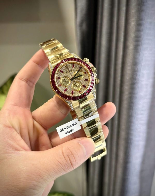 Đồng Hồ Rolex Daytona 126598TRU Chế Tác Bọc Vàng Thật + Ruby + Kim Cương Moissanite 40mm (2)