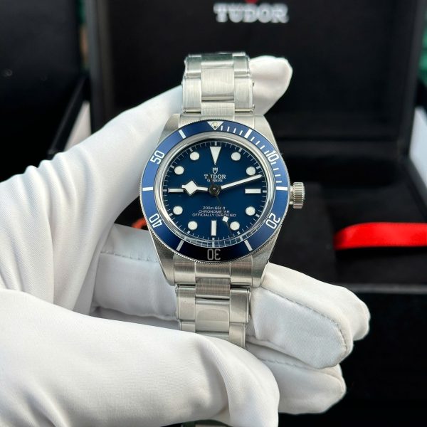 Đồng Hồ Tudor Black Bay Fifty Eight M79030N Replica 11 Mặt Xanh Blue Nhà Máy ZF 39mm (2)