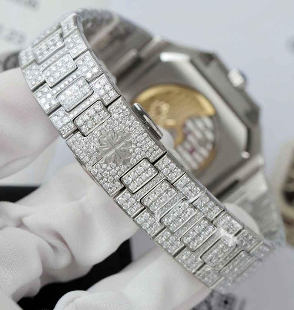 Đồng Hồ Patek Philippe Cubitus 5821 Mặt Nâu Đính Full Kim Cương Moissanite Hong Kong 45mm (7)