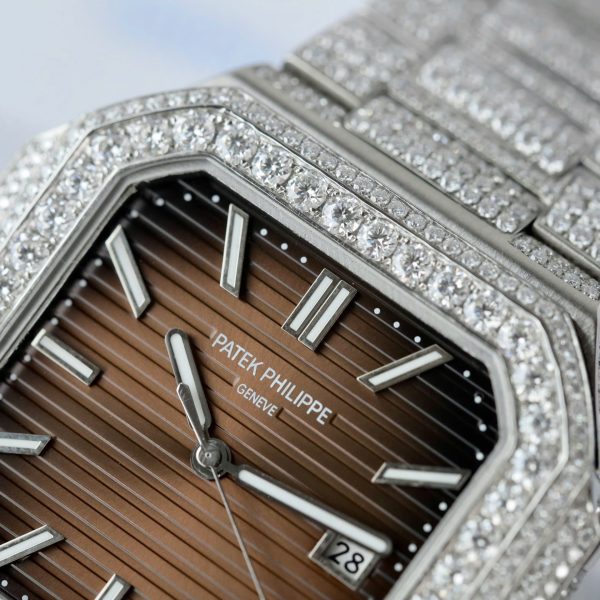 Đồng Hồ Patek Philippe Cubitus 5821 Mặt Nâu Đính Full Kim Cương Moissanite Hong Kong 45mm (7)