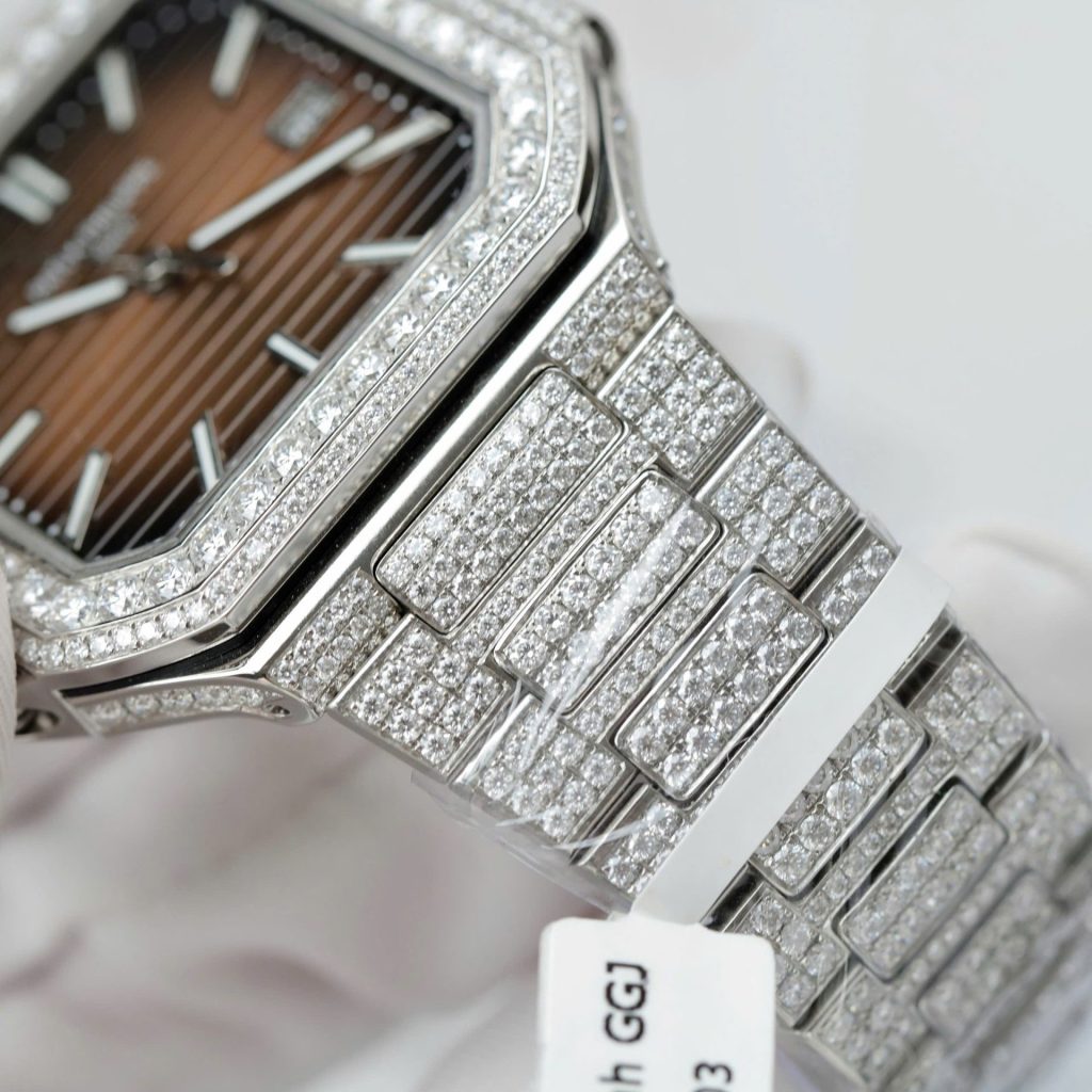 Đồng Hồ Patek Philippe Cubitus 5821 Mặt Nâu Đính Full Kim Cương Moissanite Hong Kong 45mm (7)