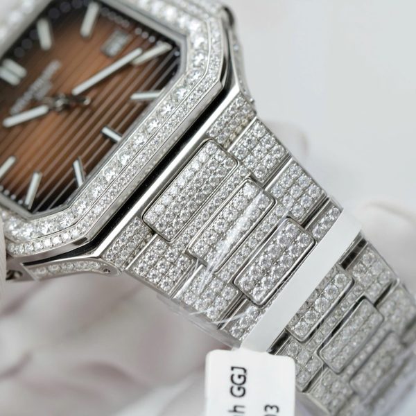 Đồng Hồ Patek Philippe Cubitus 5821 Mặt Nâu Đính Full Kim Cương Moissanite Hong Kong 45mm (7)