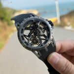 Đồng Hồ Roger Dubuis Rep Cao Cấp Excalibur RDDBEX0748 Mặt Lộ Cơ BBR 45mm (2)
