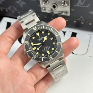 Đồng Hồ Tudor Pelagos LHD Replica 11 Viền Gốm Ceramic Nhà Máy VS 42mm (2)