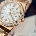 Đồng Hồ Audemars Piguet Royal Oak Chế Tác Vành Đính Moissanite Hong Kong 34mm (2)