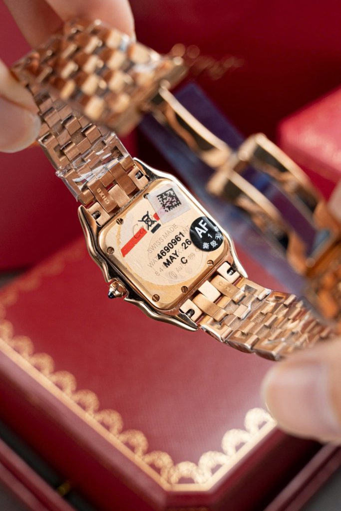 Đồng Hồ Cartier Panthere WJPN0009 Replica 11 Mạ Vàng Hồng Viền Đính Kim Cương Moissanite 27x37mm (2)