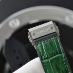 Đồng Hồ Hublot Classic Fusion Đính Full Đá Màu Xanh Lá Cây Xưởng HB 42mm (1)