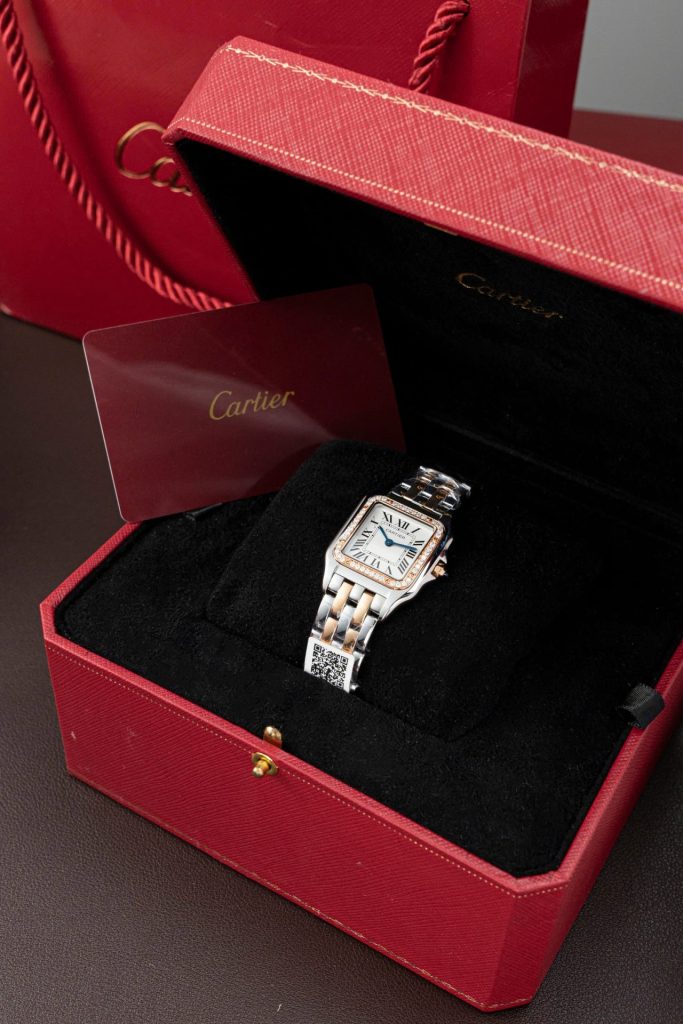 Đồng Hồ Nữ Cartier Panthere WSPN007 Chế Tác Demi Vàng Hồng Viền Đính Moissanite 27x37mm (2)