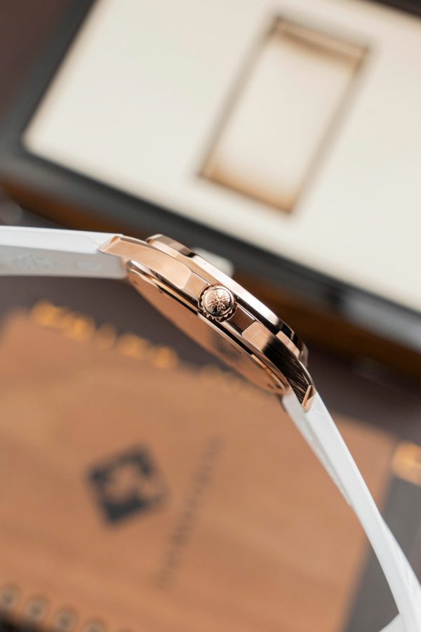 Đồng Hồ Nữ Patek Philippe Aquanaut 5067 Chế Tác Đính Moissanite Nhà Máy PPF 35,6mm (6)
