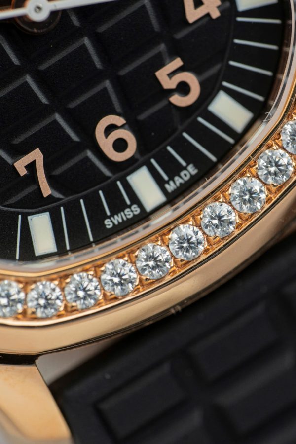Đồng Hồ Nữ Patek Philippe Aquanaut 5067 Đính Moissanite Nhà Máy PPF Chế Tác 35,6mm (13)