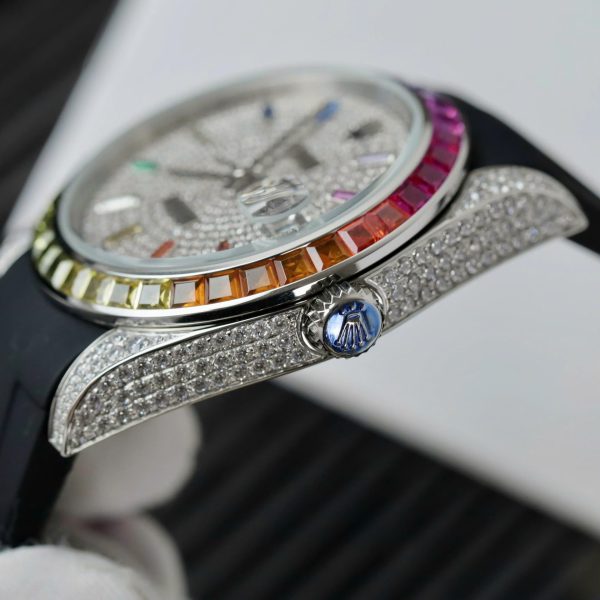 Đồng Hồ Rolex DateJust Fake 11 Đính Đá 7 Màu Dây Cao Su 41mm (2)