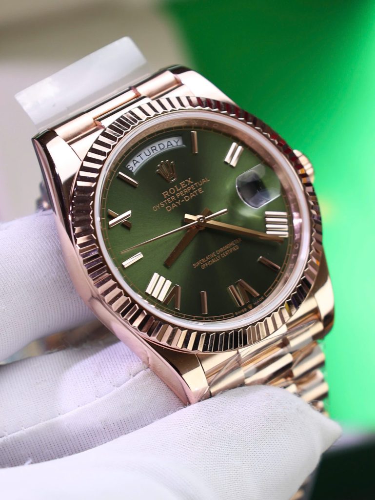 Đồng Hồ Rolex Day-Date Mặt Xanh Lá Cây Chế Tác Bọc Vàng Thật Trọng Lượng 186Gram QF 40mm (2)