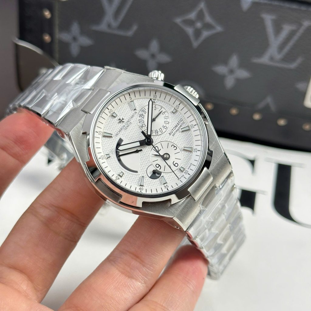 Đồng Hồ Vacheron Constantin Rep Cao Cấp Overseas Dual Time 47450 Màu Trắng 9F 42mm (2)