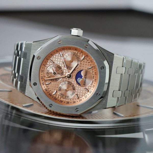 Đồng Hồ Audemars Piguet 26574 Replica Cao Cấp Mặt Cá Hồi Dây Kim Loại 41mm (2)