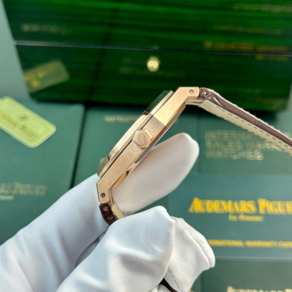 Đồng Hồ Audemars Piguet Royal Oak 15400 Fake 11 Mạ Vàng Hồng Mặt Trắng Xưởng IP 41mm (2)