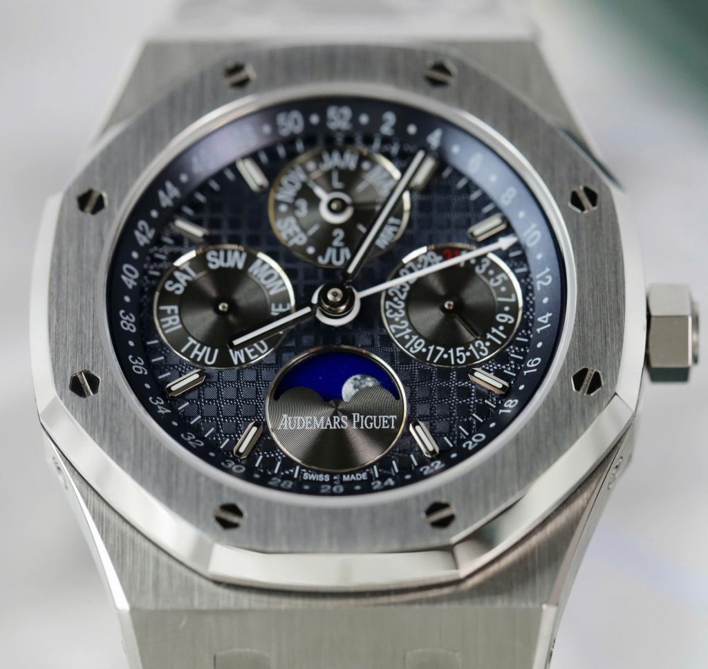 Đồng Hồ Audemars Piguet Royal Oak 26574TI Chế Tác Mặt Xanh Dây Kim Loại Xưởng APS 41mm (2)