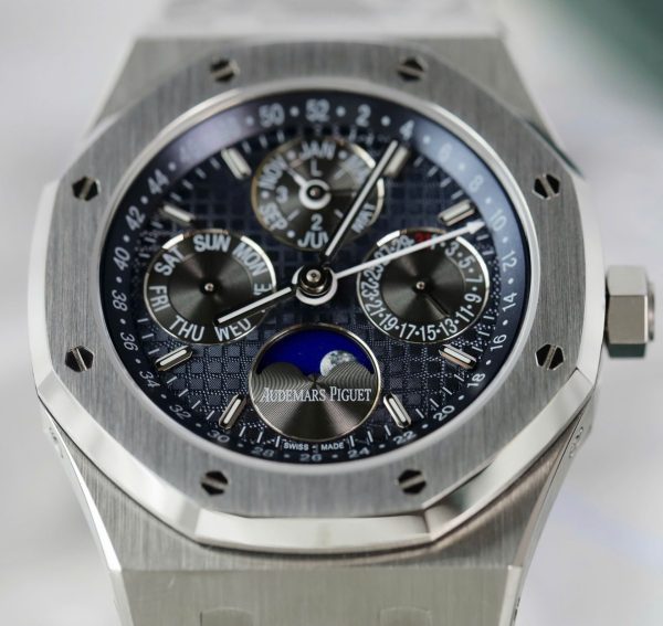 Đồng Hồ Audemars Piguet Royal Oak 26574TI Chế Tác Mặt Xanh Dây Kim Loại Xưởng APS 41mm (2)