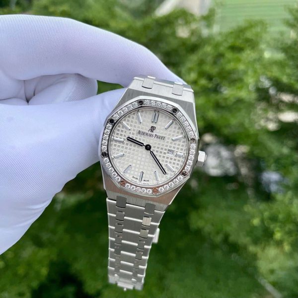 Đồng Hồ Audemars Piguet Royal Oak Nữ Chế Tác Mặt Trắng Đính Kim Cương Moissanite 34mm (2)