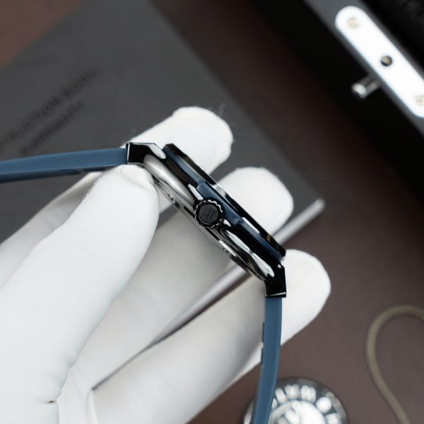 Đồng Hồ Hublot Classic Fusion Ceramic Chế Tác Mặt Xanh Blue Dây Cao Su 42mm (2)