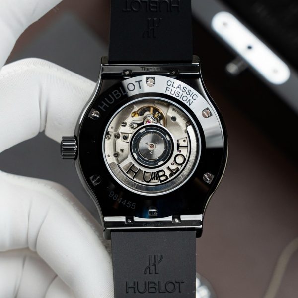 Đồng Hồ Hublot Classic Fusion Ceramic Chế Tác Màu Đen Dây Cao Su 42mm (2)
