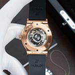 Đồng Hồ Hublot Classic Fusion King Gold Mặt Đen Replica 11 Máy SW300 Dây Cao Su 42mm (2)