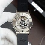 Đồng Hồ Hublot Classic Fusion Titanium Màu Đen Replica 11 Máy SW300 Dây Cao Su 42mm (2)