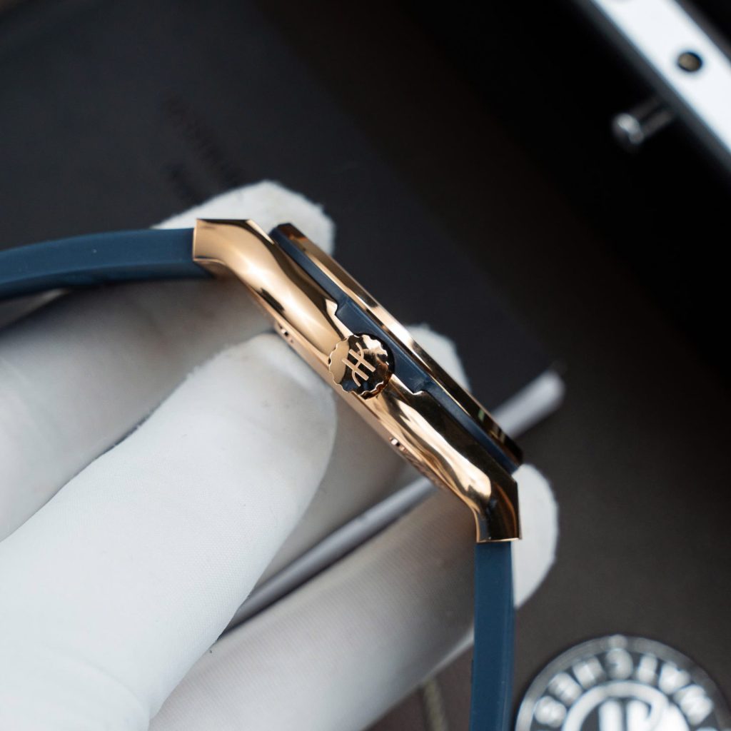 Đồng Hồ Hublot Rep 11 Classic Fusion King Gold Màu Xanh Dương Máy SW300 Thuỵ Sỹ Dây Cao Su 42mm (2)