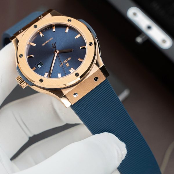 Đồng Hồ Hublot Rep 11 Classic Fusion King Gold Màu Xanh Dương Máy SW300 Thuỵ Sỹ Dây Cao Su 42mm (2)