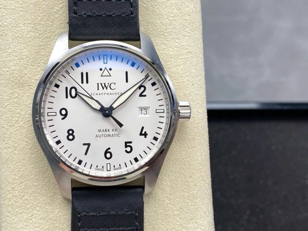 Đồng Hồ IWC Schaffhausen Pilot's Mark XX Mặt Số Trắng Replica Xưởng ZM 40mm (4)