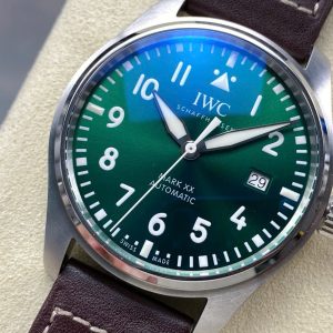 Đồng Hồ IWC Schaffhausen Pilot's Mark XX Mặt Xanh Lá Cây Replica Xưởng ZM 40mm (3)
