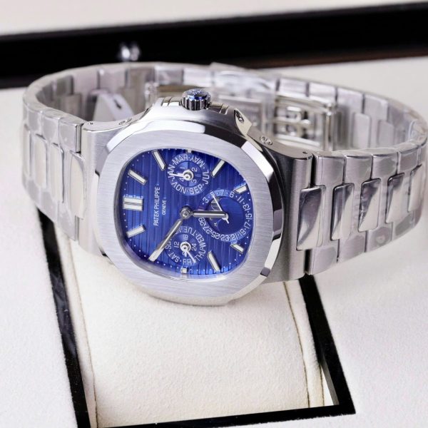 Đồng Hồ Patek Philippe Nautilus 5740 Chế Tác Nam Mặt Xanh Dương Dây Kim Loại 40mm (2)