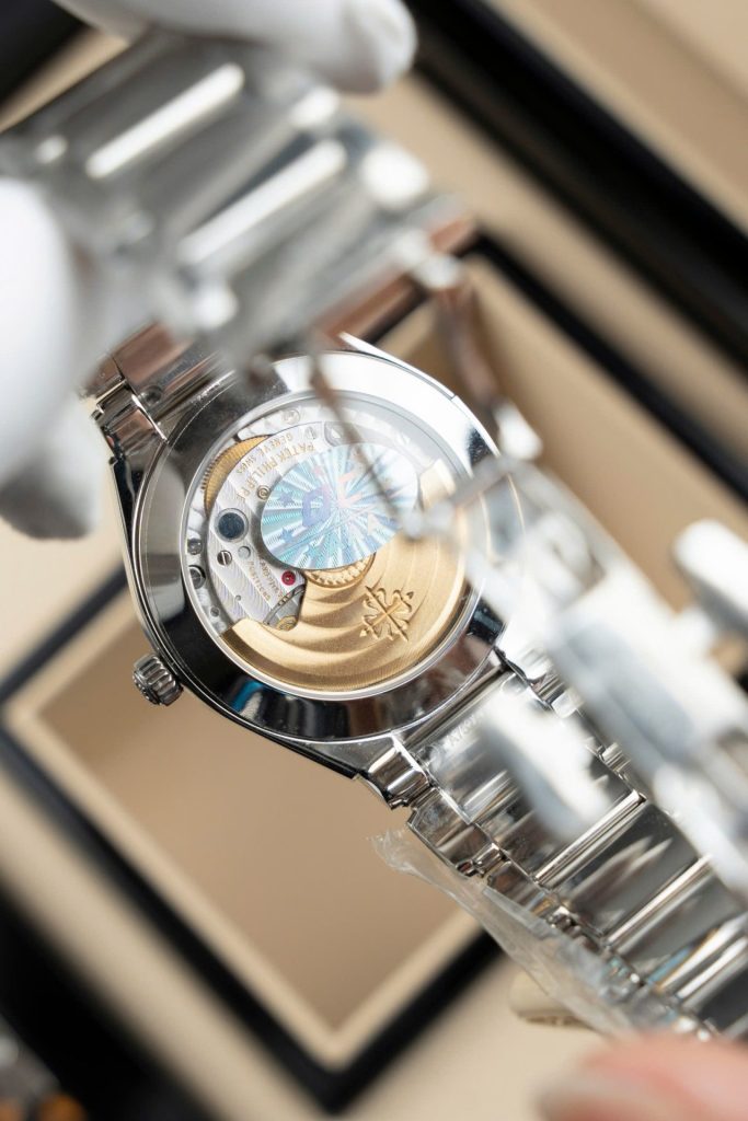 Đồng Hồ Patek Philippe Replica 11 Twenty 4 7300 Mặt Xám Dây Kim Loại 36mm (2)