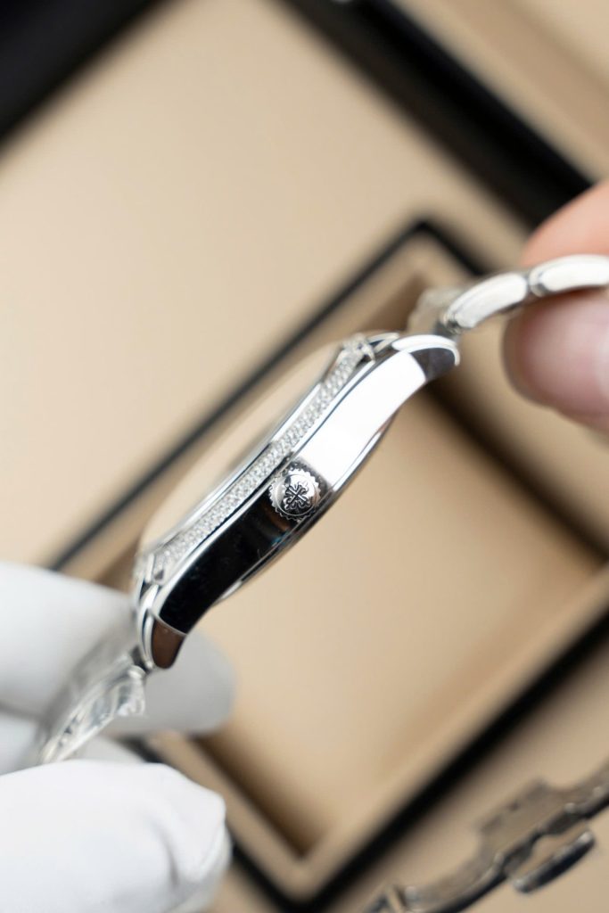 Đồng Hồ Patek Philippe Replica 11 Twenty 4 7300 Mặt Xám Dây Kim Loại 36mm (2)