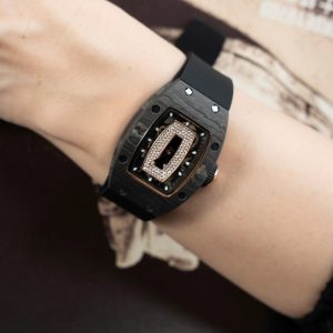 Đồng Hồ Richard Mille RM07-01 Fake 11 Vỏ Carbon Dây Cao Su Đen 36mm (1)