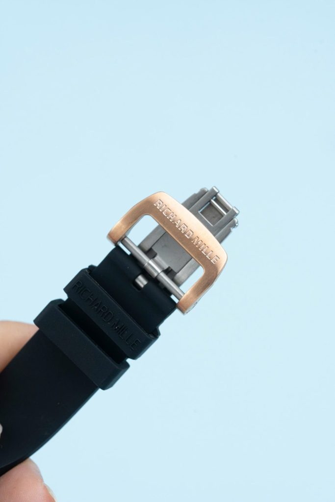 Đồng Hồ Richard Mille RM07-01 Fake 11 Vỏ Carbon Dây Cao Su Đen 36mm (1)
