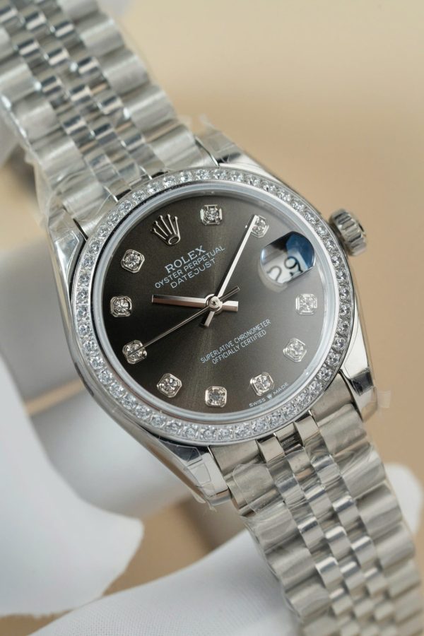 Đồng Hồ Rolex DateJust Lady Replica Cao Cấp Mặt Xám Cọc Số Đính Đá 31mm (2)