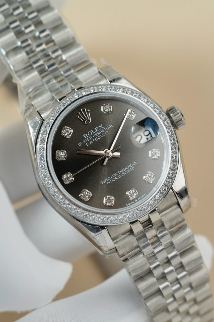 Đồng Hồ Rolex DateJust Lady Replica Cao Cấp Mặt Xám Cọc Số Đính Đá 31mm (2)