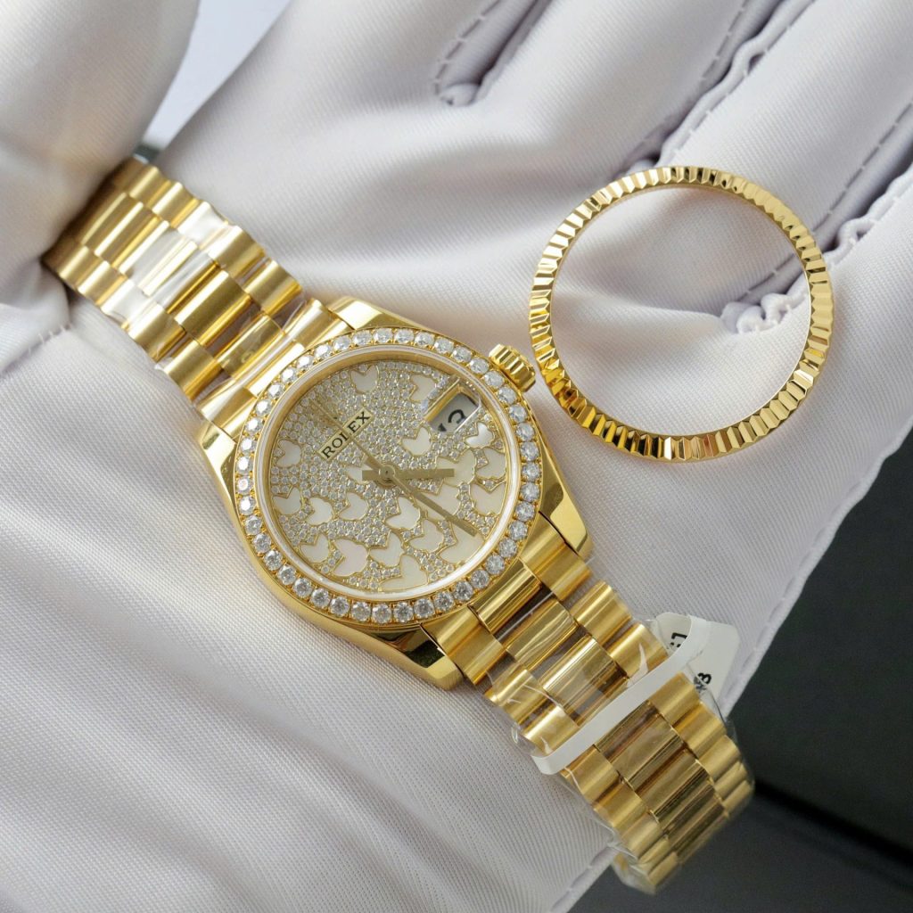 Đồng Hồ Rolex DateJust Mặt Số Butterfly Chế Tác Bọc Vàng 18K + Đính Kim Cương Moissanite 31mm (2)