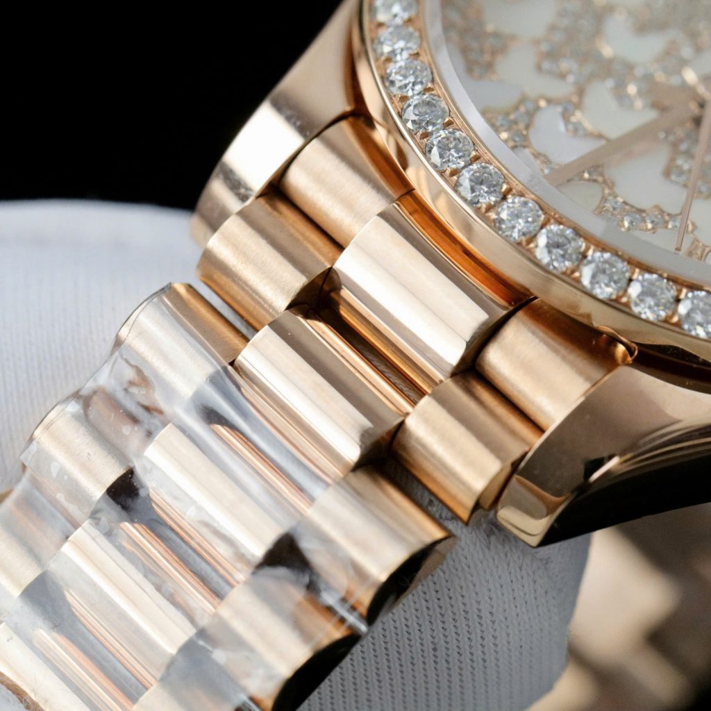 Đồng Hồ Rolex DateJust Mặt Số Butterfly Chế Tác Bọc Vàng Hồng + Độ Kim Cương Tổng Hợp 31mm (2)