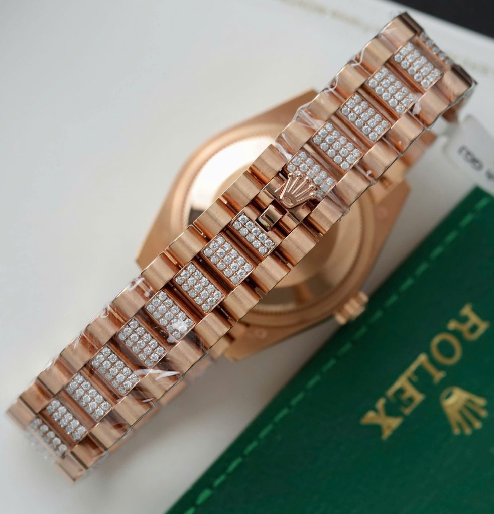 Đồng Hồ Rolex DateJust Nữ Mặt Chocolate Chế Tác Bọc Vàng Đính Moissanite 31mm (2)