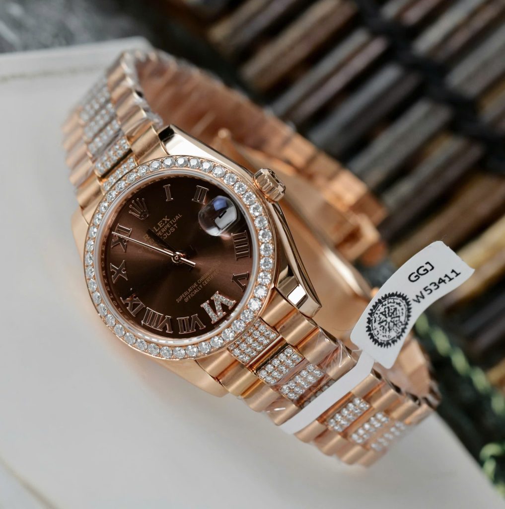 Đồng Hồ Rolex DateJust Nữ Mặt Chocolate Chế Tác Bọc Vàng Đính Moissanite 31mm (2)