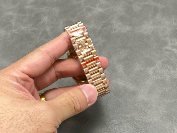 Đồng Hồ Rolex Day-Date 128235 Chế Tác Mặt Số Puzzle Emoji Jigsaw Motif 36mm (3)