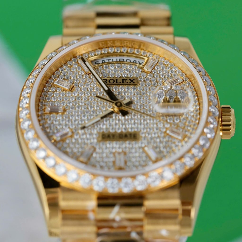Đồng Hồ Rolex Day-Date Bọc Vàng 18K Độ Kim Cương Moissanite Chế Tác Xưởng GM 36mm (2)