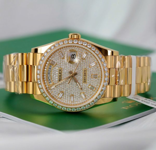 Đồng Hồ Rolex Day-Date Bọc Vàng 18K Độ Kim Cương Moissanite Chế Tác Xưởng GM 36mm (2)