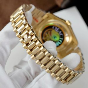 Đồng Hồ Rolex Day-Date Chế Tác Bọc Vàng 18K Đính Moissanite Trọng Lượng 159Gram QF 36mm (2)