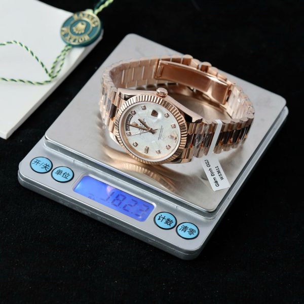 Đồng Hồ Rolex Day-Date Chế Tác Bọc Vàng Hồng Mặt Thiên Thạch Cọc Số Moissanite 40mm (2)
