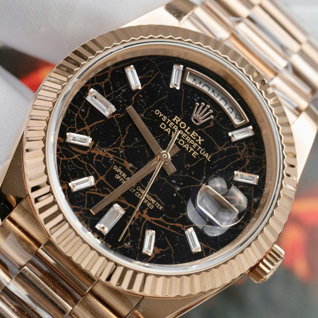 Đồng Hồ Rolex Day-Date Mặt Nham Thạch Chế Tác Bọc Vàng Thật Xưởng QF 40mm (2)
